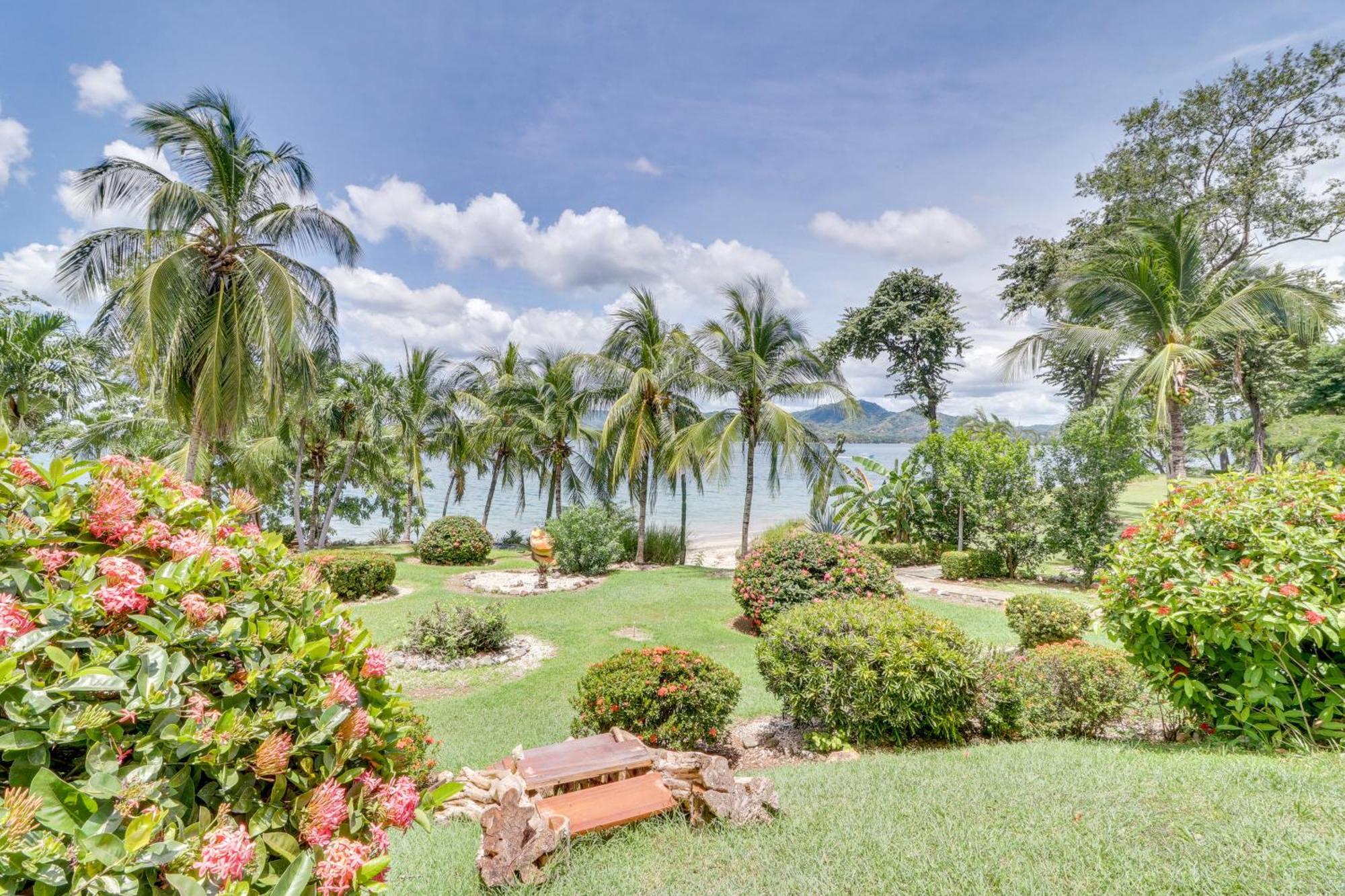 Flamingo Marina Resort Pacific North Coast Ruang foto