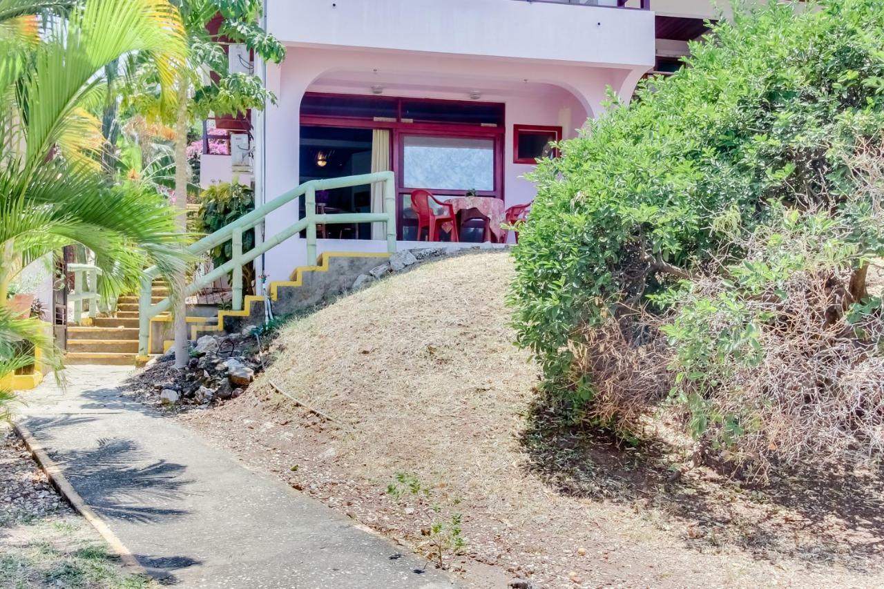 Flamingo Marina Resort Pacific North Coast Bagian luar foto